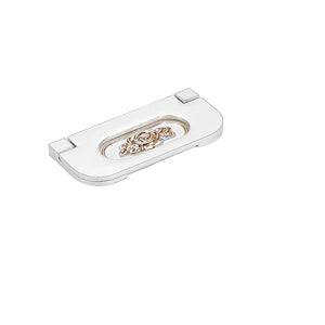 White folding pull with a gold-tone floral oval inset, style No. 1, 64 mm.