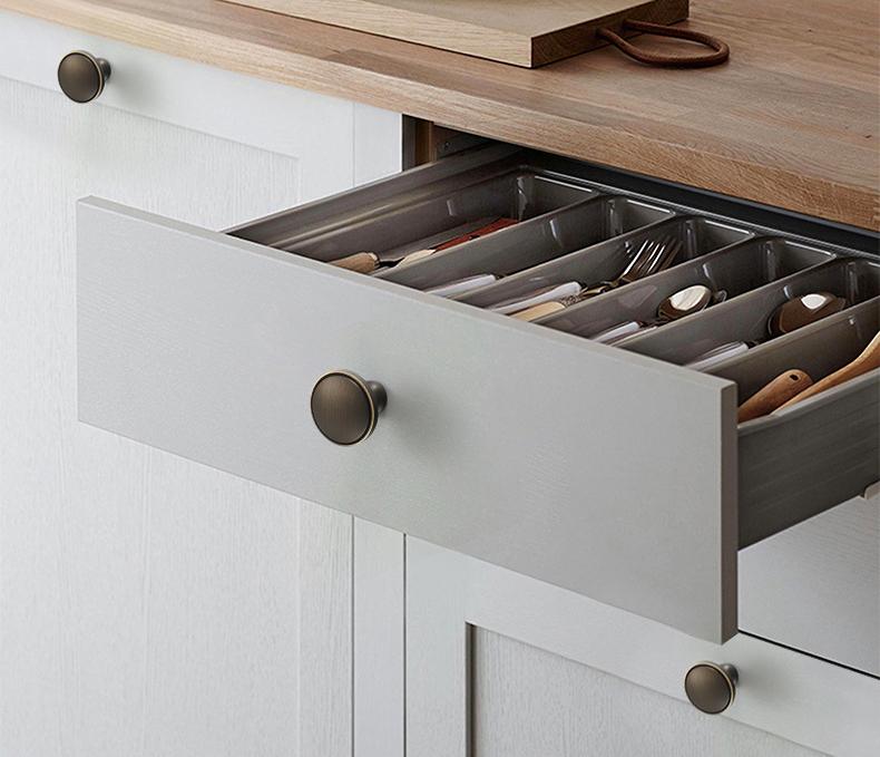 Aged Solid Brass Cabinet Drawer Pulls Knobs Modern Loft & Classic Style Dark Bronze Elegant Handles Matte Finish Kitchen Bedroom Furniture