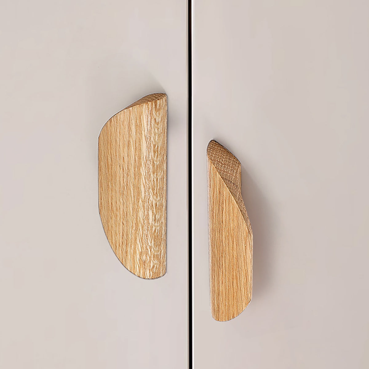 Oak wood cabinet finger pull, style #3 (64 mm option) fitted to cabinetry.