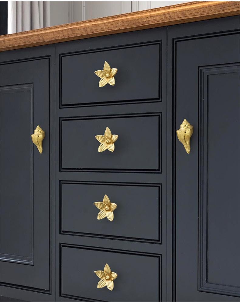 Gold Plated Cabinet Handles Knobs Solid Brass Drawer Pulls Butterfly Feather Seashell Angel Bird Kitchen Door Furniture Decor Hardware Bulk