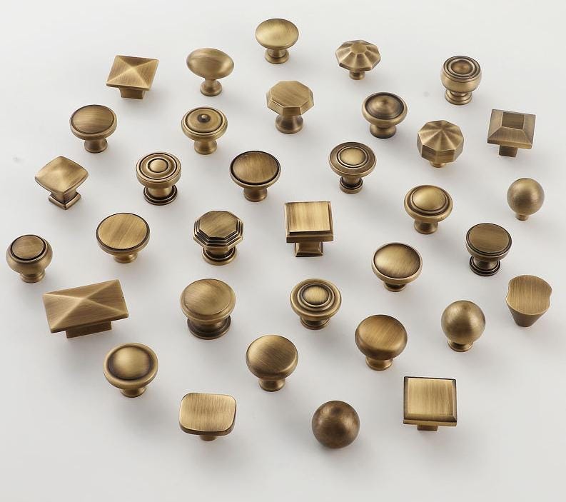 Aged Solid Brass Handles Knobs Cupboard Kitchen Cup Drawer Bin Pulls Antique Bronze Cabinet Door Furniture Decor Hardware Wholesale Bulk