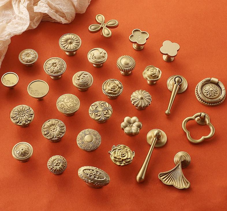 Antique Gold Floral Cabinet Knobs Solid Brass Art Deco Oriental Vintage Drawer Pulls Carved Flower Ginkgo Lotus Patterns Dresser Wardrobe