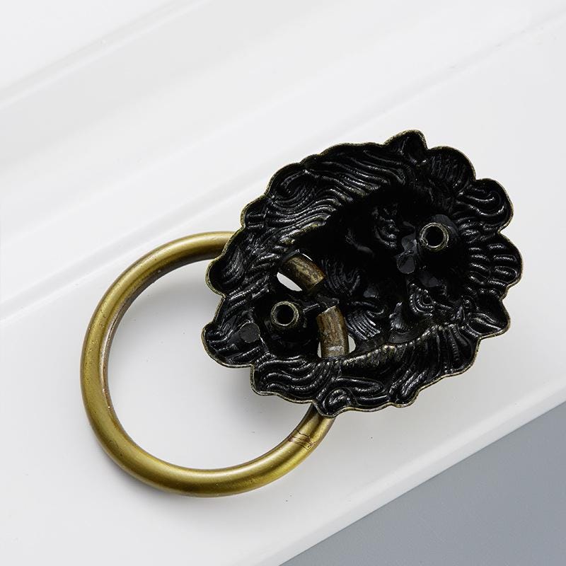 Ancient Antique Bronze/Brass Tone Brass Head Drop Ring Drawer Pull Handle Knob Furniture Decorative Door Cabinet Chinese Decor Knocker