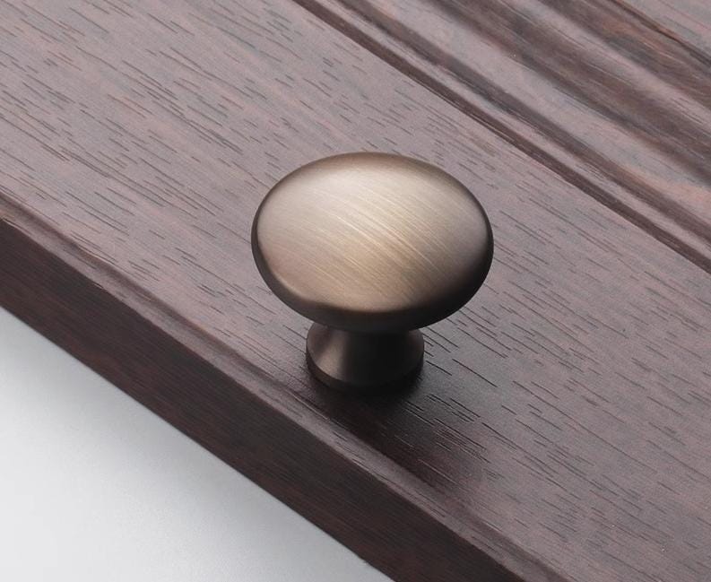 Aged Solid Brass Drawer Knob 32 27 32 mm 1 1/4" 1" 1 1/4" Antique Bronze Kitchen Door Drawer Pull Furniture Hardware Wholesale