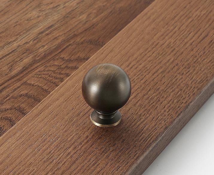 Aged Solid Brass Drawer Knob 25 31 25 mm 1" 1 1/4" 1" Antique Bronze Kitchen Door Drawer Pull Furniture Hardware Wholesale