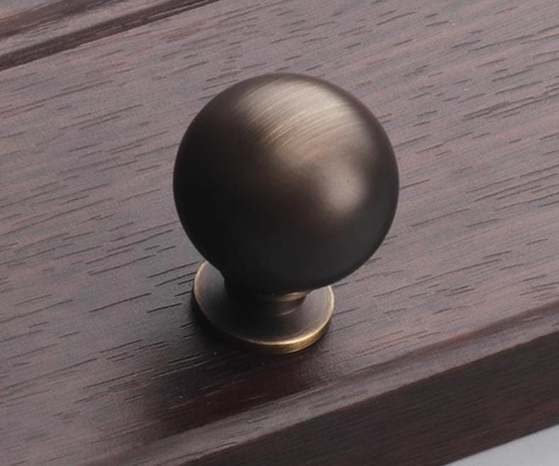 Aged Solid Brass Drawer Knob 25 31 25 mm 1" 1 1/4" 1" Antique Bronze Kitchen Door Drawer Pull Furniture Hardware Wholesale