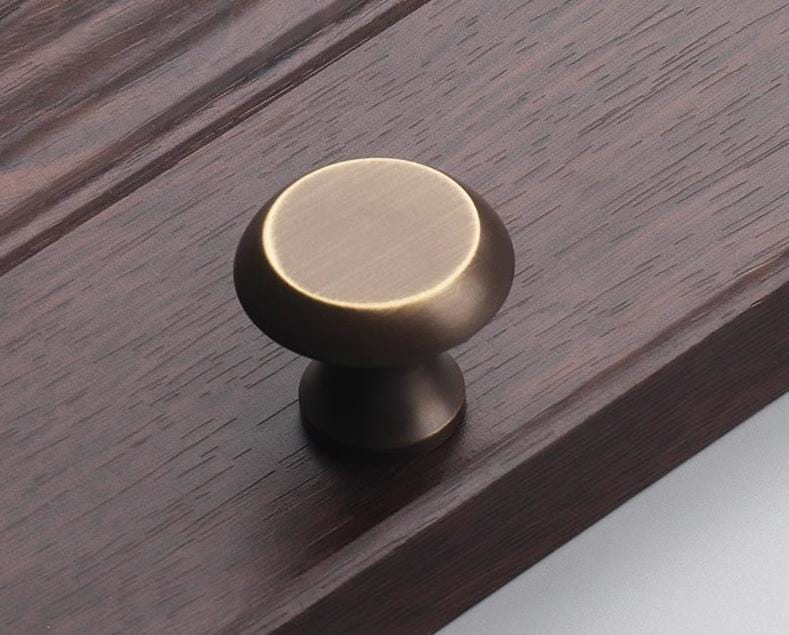 Aged Solid Brass Drawer Knob 30 26 30 mm 1 1/8" 1" 1 1/8" Antique Bronze Kitchen Door Drawer Pull Furniture Hardware Wholesale