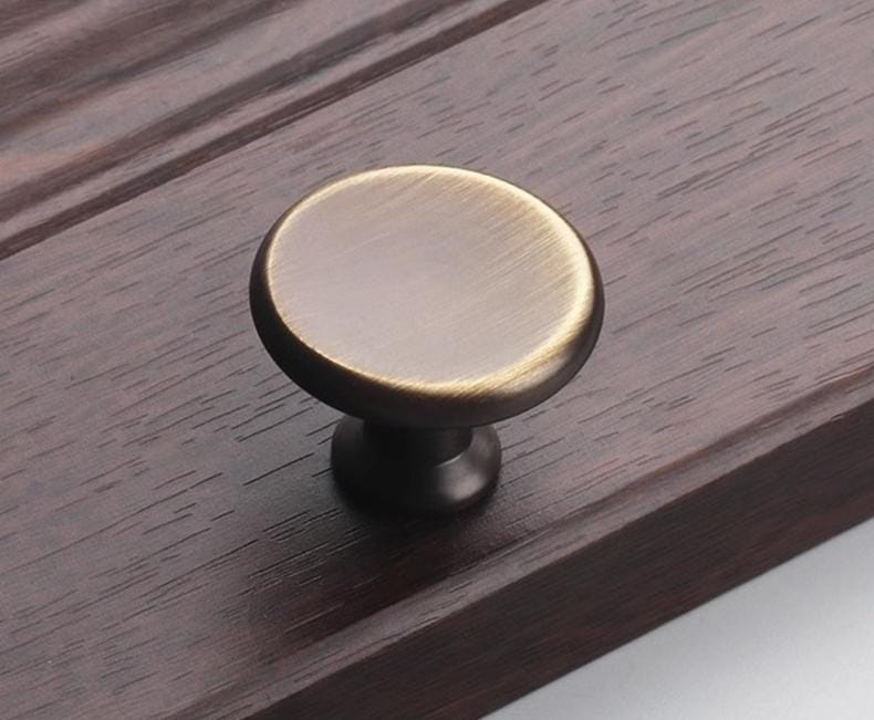 Aged Solid Brass Drawer Knob 33 24 33 mm 1 1/4" 1" 1 1/4" Antique Bronze Kitchen Door Drawer Pull Furniture Hardware Wholesale
