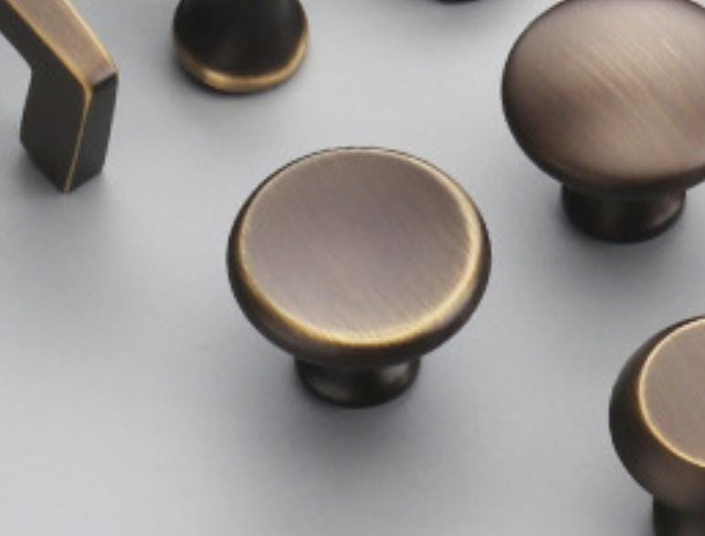 Aged Solid Brass Drawer Knob 33 24 33 mm 1 1/4" 1" 1 1/4" Antique Bronze Kitchen Door Drawer Pull Furniture Hardware Wholesale