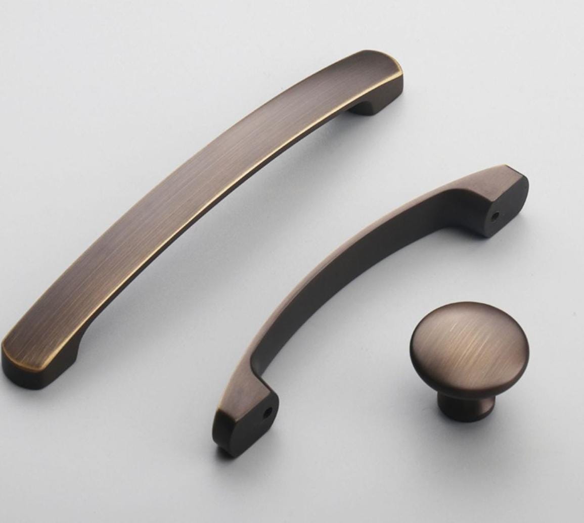 Aged Solid Brass Drawer Knob 32 27 32 mm 1 1/4" 1" 1 1/4" Antique Bronze Kitchen Door Drawer Pull Furniture Hardware Wholesale