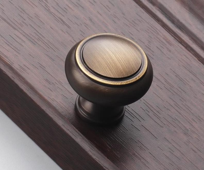 Aged Solid Brass Drawer Knob 29 27 29 mm 1 1/8" 1" 1 1/8" Antique Bronze Kitchen Door Drawer Pull Furniture Hardware Wholesale