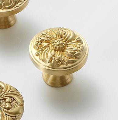 Solid Brass Flower Drawer Knob 30 34 mm 1 1/8 1 3/8 Inches Gold Color Kitchen Door Drawer Pull Furniture Hardware Wholesale