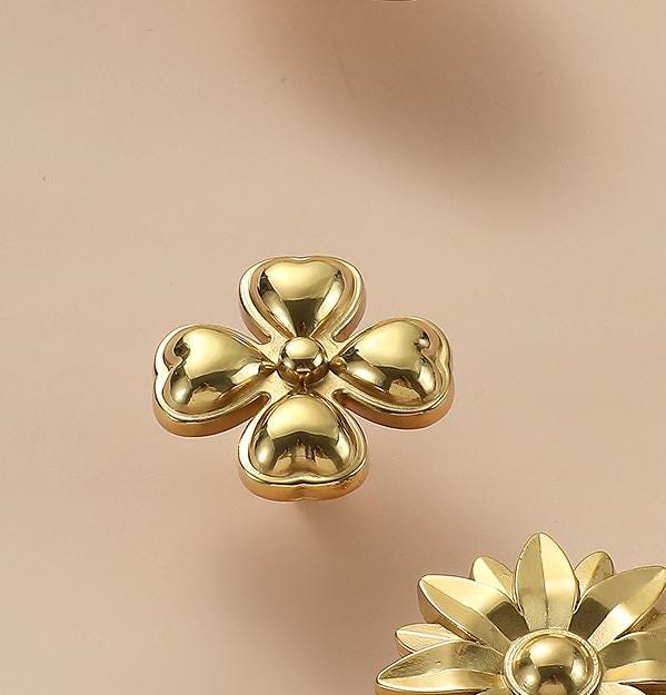 Solid Brass Flower Drawer Knob 27 35 mm 1 1 3/8 Inches Gold Color Kitchen Door Drawer Pull Furniture Hardware Wholesale
