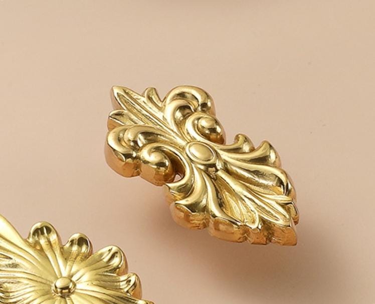 Solid Brass Flower Drawer Knob 18 55 mm 3/4 2 1/8 Inches Gold Color Kitchen Door Drawer Pull Furniture Hardware Wholesale