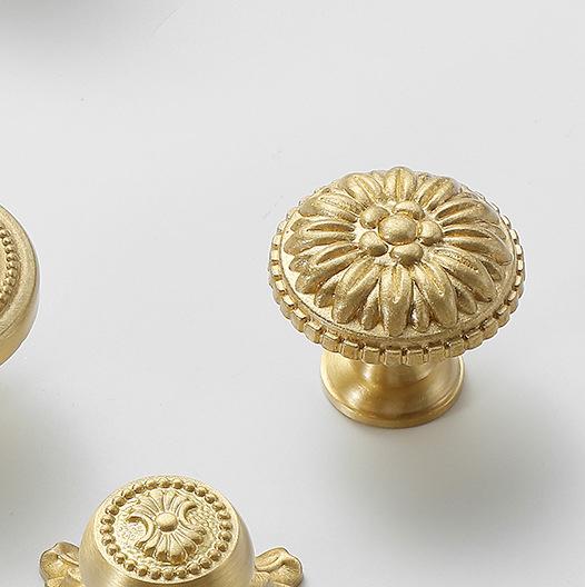 Solid Brass Flower Drawer Knob 25 27 mm 1 1 1/8 Inches Gold Color Kitchen Door Drawer Pull Furniture Hardware Wholesale