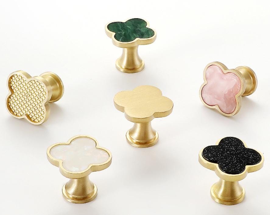 Brushed Solid Brass Clover Drawer Knob 25 28 mm 1" 1 1/8" Brass Color Kitchen Door Drawer Pull Furniture Hardware Wholesale