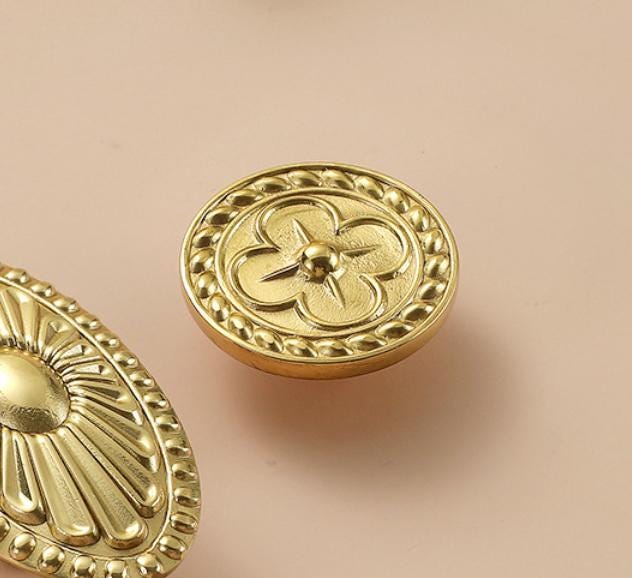 Solid Brass Flower Drawer Knob 15 33 mm 5/8 1 1/4 Inches Gold Color Kitchen Door Drawer Pull Furniture Hardware Wholesale