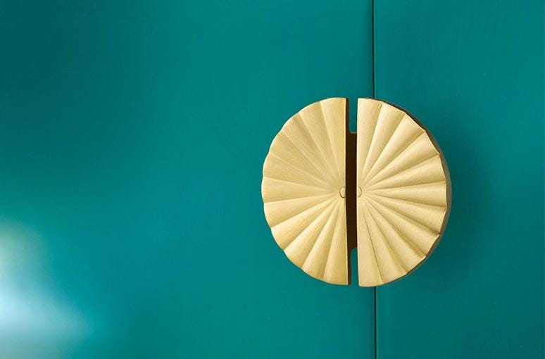 Solid Brass Sunflower Drawer Knob 23 69mm 7/8" 2 3/4" Gold Brass Color Kitchen Door Drawer Pull Furniture Hardware Wholesale
