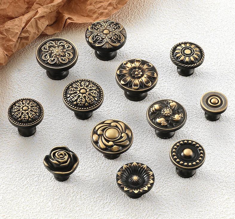 Vintage Antique Solid Brass Floral Cabinet Knobs Decorative Baroque Style Drawer Pulls Kitchen Dresser Furniture Restoration