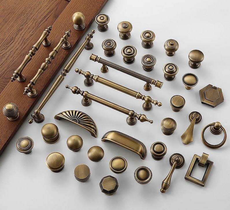 Aged Solid Brass Vintage Cabinet Drawer Pulls Cups Knobs Antique Tone Handles Classic Retro Kitchen Bedroom Dresser Wardrobe Furniture Decor