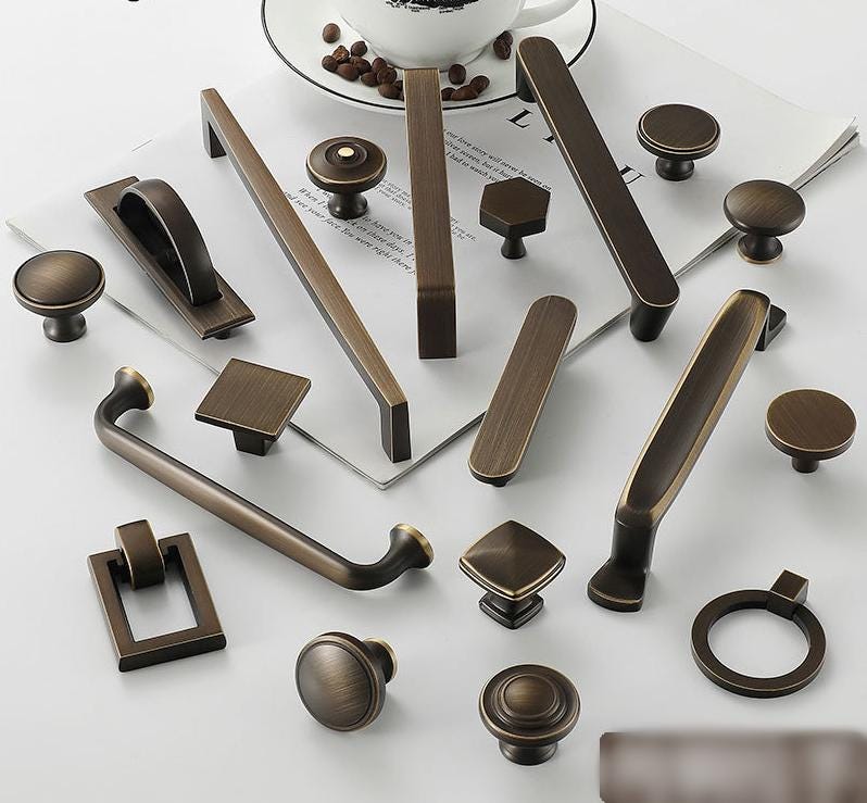 Aged Solid Brass Cabinet Drawer Pulls Knobs Modern Loft & Classic Style Dark Bronze Elegant Handles Matte Finish Kitchen Bedroom Furniture