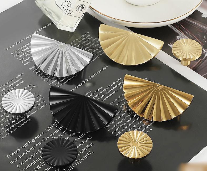 Modern Art Deco Solid Brass Cabinet Knobs Sunburst Round Drawer Pulls Gold Black Silver Dresser Kitchen Furniture Upgrade