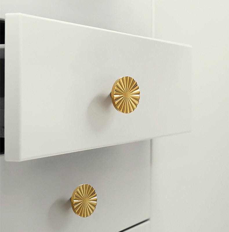 Modern Art Deco Solid Brass Cabinet Knobs Sunburst Round Drawer Pulls Gold Black Silver Dresser Kitchen Furniture Upgrade