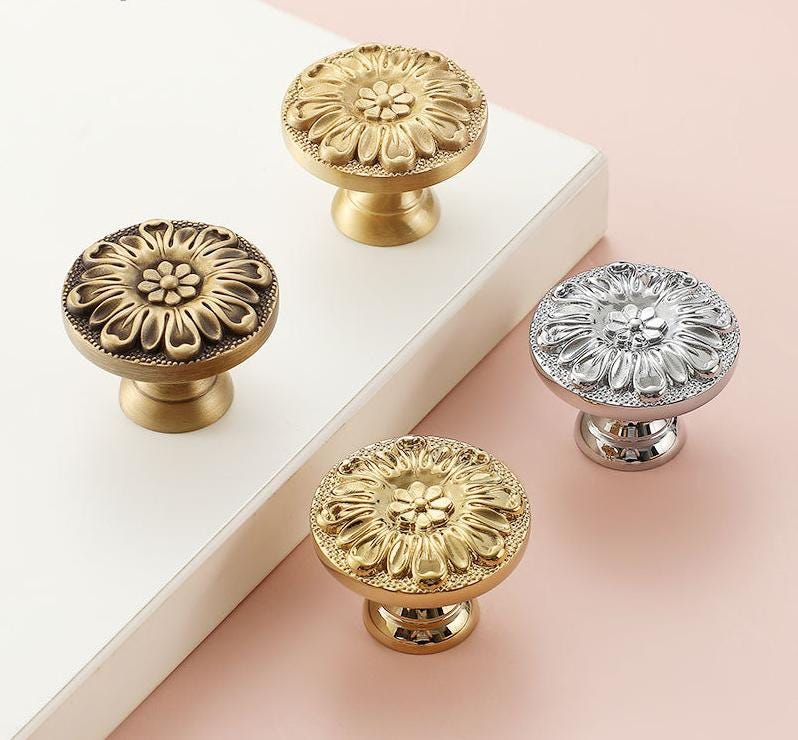 Floral Solid Brass Cabinet Knobs Vintage Flower Drawer Pulls Antique Brass Silver Decorative Handles Dresser Wardrobe Closet