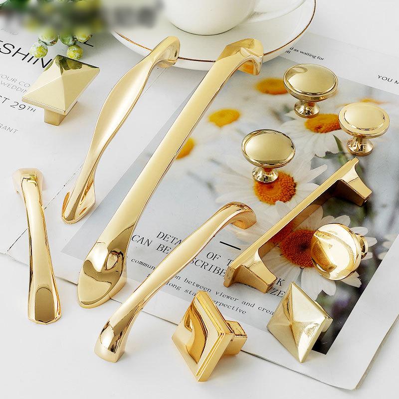 Glossy Gold Solid Brass Cabinet Knobs Pulls Modern Minimalist Drawer Handles for Kitchen Closet Dresser Glamorous Luxury Interior Decor