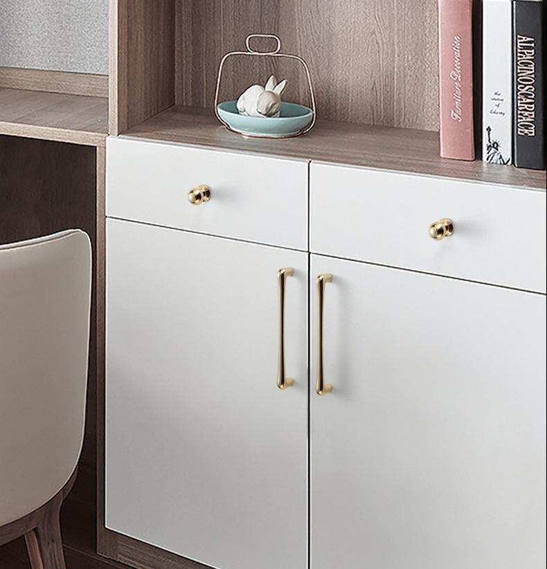 Modern Minimalist Cabinet Pulls Black Gold Matte Solid Brass Drawer Handles Tapered Shape Kitchen Closet Bathroom Vanities Furniture Decor