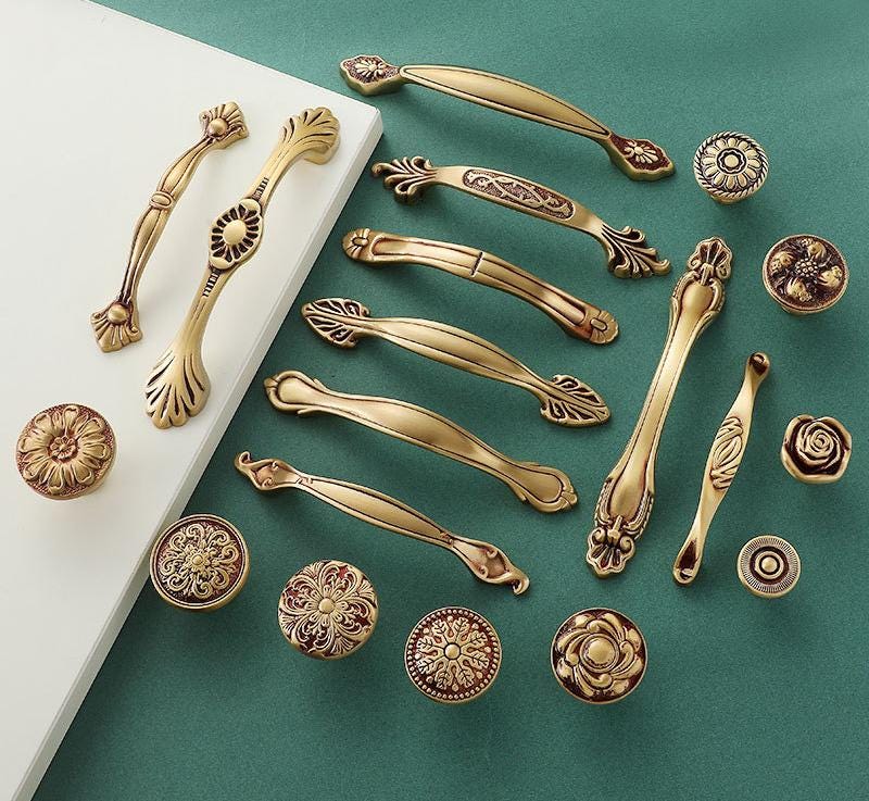 Vintage Gold Cabinet Drawer Pulls Knobs Baroque Floral Design Solid Brass Antique Bronze Handles Classic Furniture Kitchen Wardrobe Décor