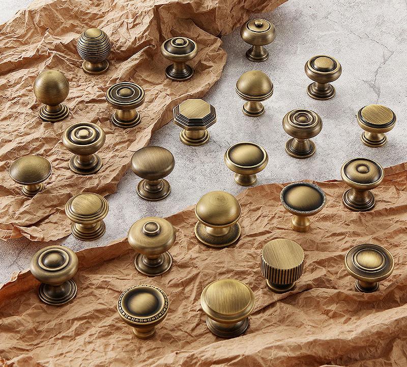 Antique Solid Brass Cabinet Knobs Classic Vintage Round Drawer Pulls Kitchen Cabinets Dressers Closets Furniture Renovation