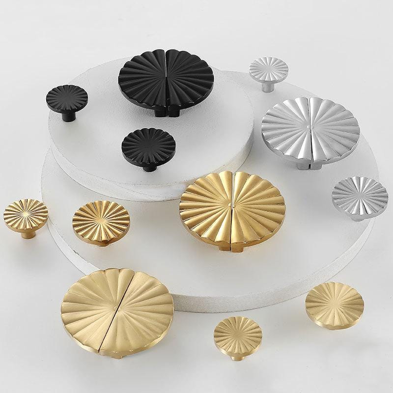 Modern Art Deco Solid Brass Cabinet Knobs Sunburst Round Drawer Pulls Gold Black Silver Dresser Kitchen Furniture Upgrade