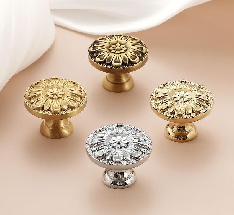 Floral Solid Brass Cabinet Knobs Vintage Flower Drawer Pulls Antique Brass Silver Decorative Handles Dresser Wardrobe Closet