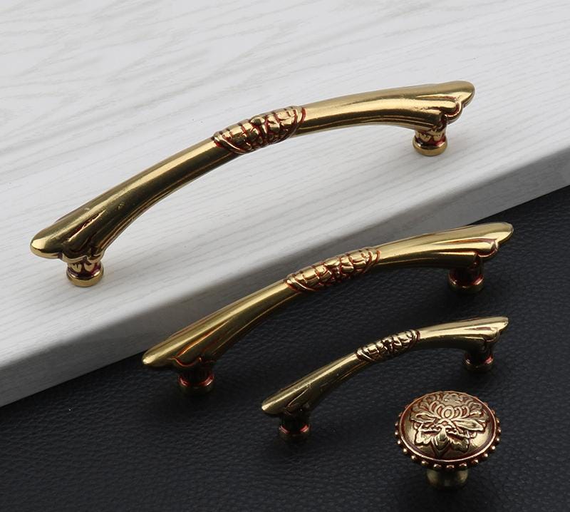 Aged Solid Brass Cabinet Handles Knobs Vintage Antique Style Bronze Drawer Pulls Floral Classic Baroque Furniture Restoration Projects