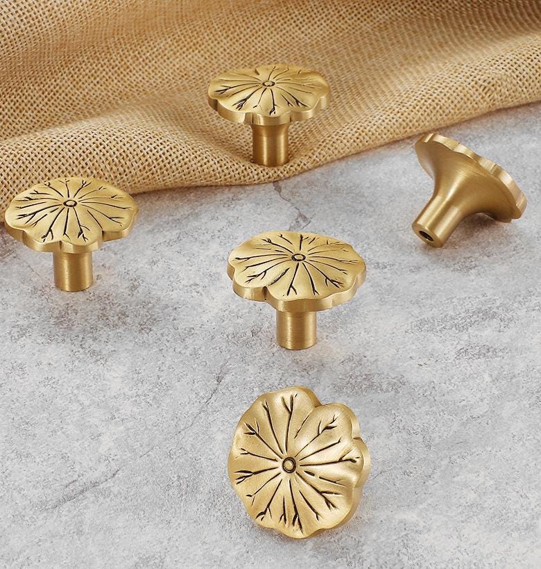 Antique Gold Flower Cabinet Solid Brass Knobs Rustic Boho Drawer Pulls Botanical Design Vintage Furniture Dresser Kitchen Decor