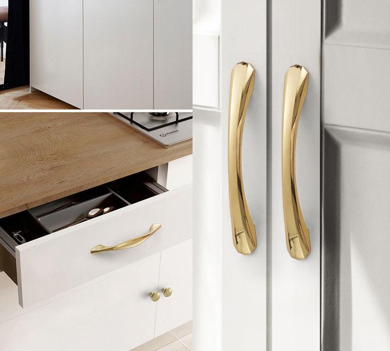 Glossy Gold Solid Brass Cabinet Knobs Pulls Modern Minimalist Drawer Handles for Kitchen Closet Dresser Glamorous Luxury Interior Decor