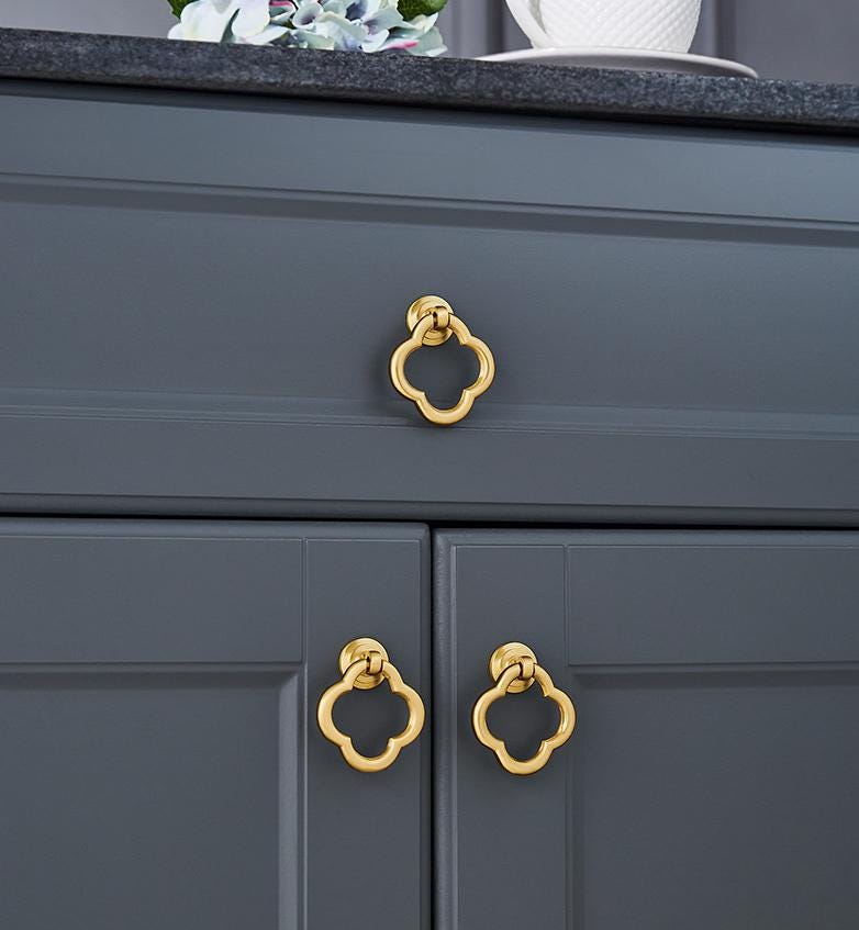 Elegant Gold Solid Brass Ring Pull Handles Four-Lobed Art Deco Cabinet Knobs Matte Finish Dressers Closets Sideboards Interior Decor Updates