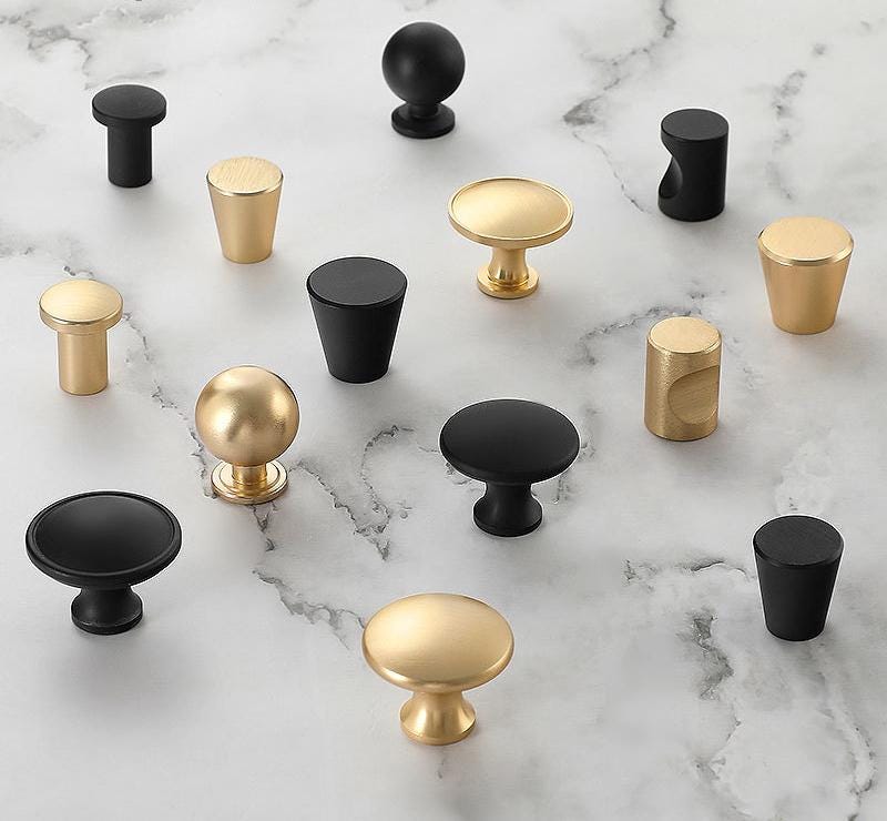 Modern Minimalist Metal Cabinet Knobs Matte Black Brushed Scandinavian Style Furniture Handles Kitchen Bathroom Closet Drawer Fronts
