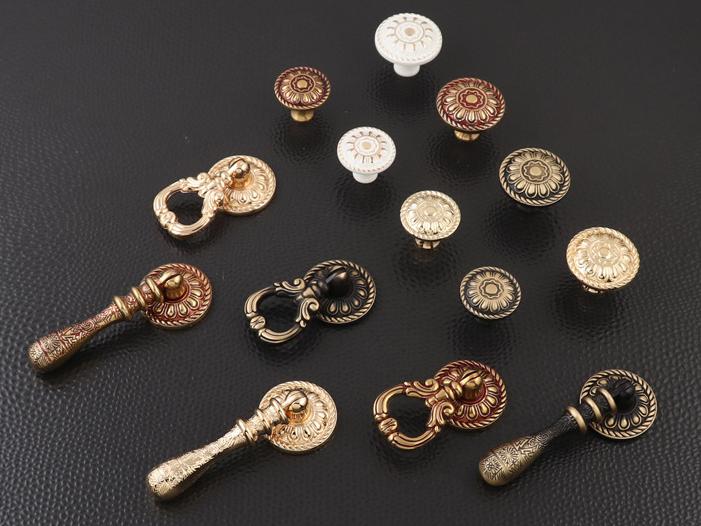 Vintage Baroque Style Solid Brass Cabinet Knobs Drop Ring Pulls Ornate Gold Black Handles Floral Rosette Design Antique Classic Furniture