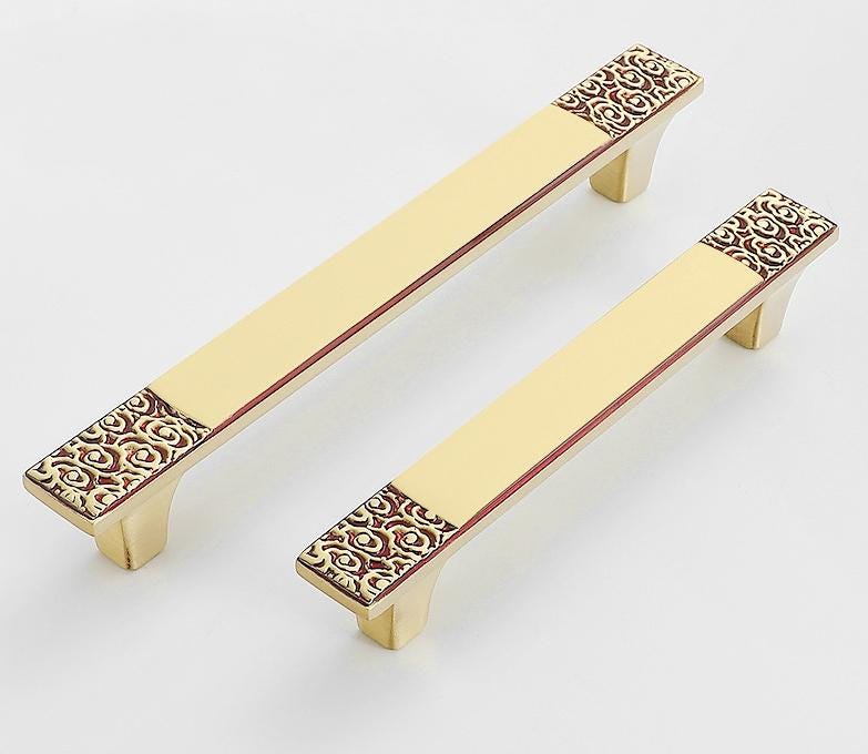 Antique Solid Brass Cabinet Handles Drawer Pulls Engraved Baroque Floral Pattern Classic Oriental Style Kitchen Wardrobe Dresser Furniture