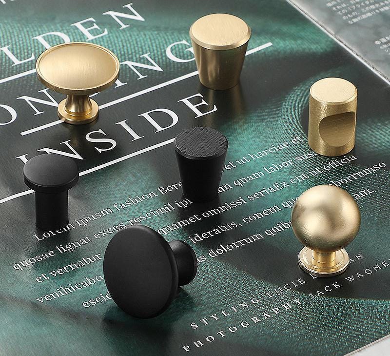 Modern Minimalist Metal Cabinet Knobs Matte Black Brushed Scandinavian Style Furniture Handles Kitchen Bathroom Closet Drawer Fronts