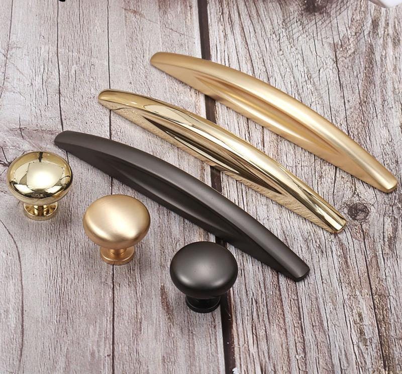Modern Minimalist Metal Drawer Pulls Cabinet Knobs Glossy Gold Matte Black Brushed Kitchen Furniture Interior Design Upgrade