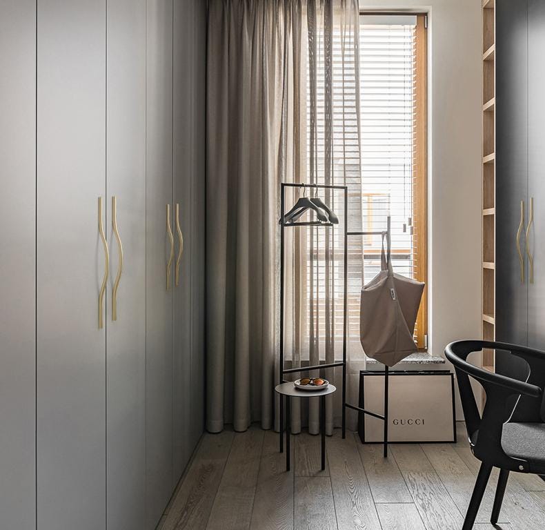 Alloy Minimalist Cabinet Pulls & Knobs - Black Finish for Cabinets - #3 Brass 160/192mm / 1pc