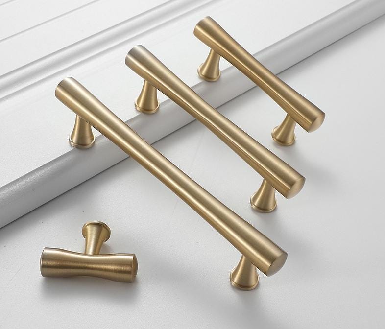 Mid-Century Modern Solid Brass Cabinet Handles Gold Black Dresser Pulls Curved Design Vintage Drawer Knobs Kitchen Closet Furniture Decor
