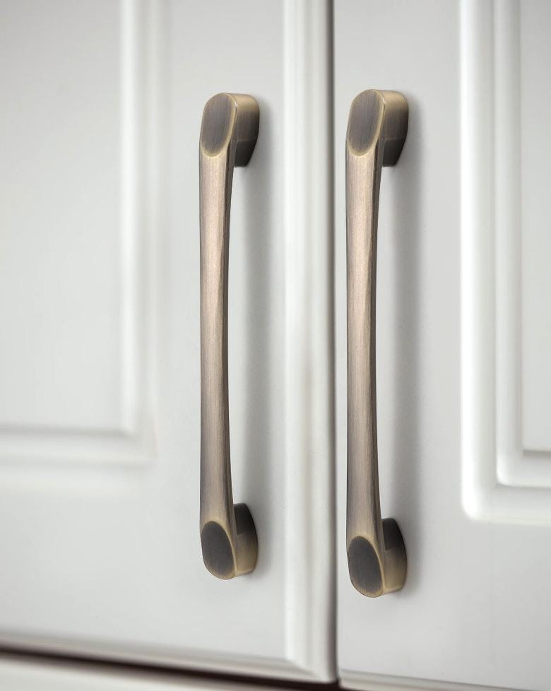 Vintage Antique Bronze Metal Cabinet Handles Classic Drawer Pulls Furniture Knobs Kitchen Dresser Wardrobe Neoclassical Style Elegant Retro
