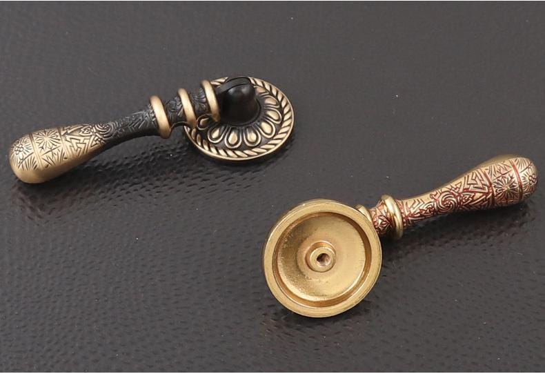 Vintage Baroque Style Solid Brass Cabinet Knobs Drop Ring Pulls Ornate Gold Black Handles Floral Rosette Design Antique Classic Furniture