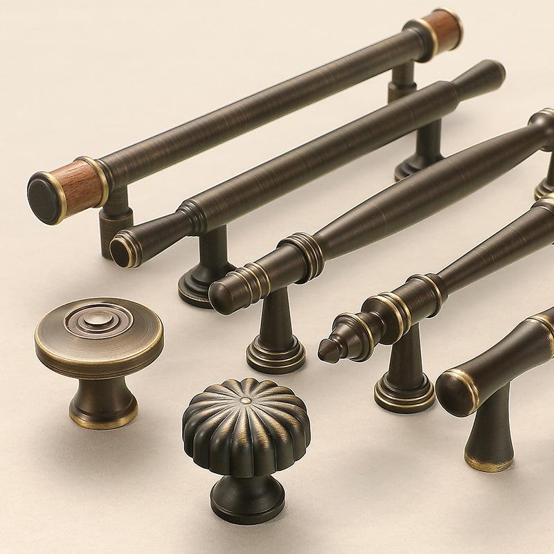 Classic Vintage Solid Brass Drawer Pulls Cabinet Handles Wooden Accents Kitchen Wardrobe Furniture English Style Interior Design
