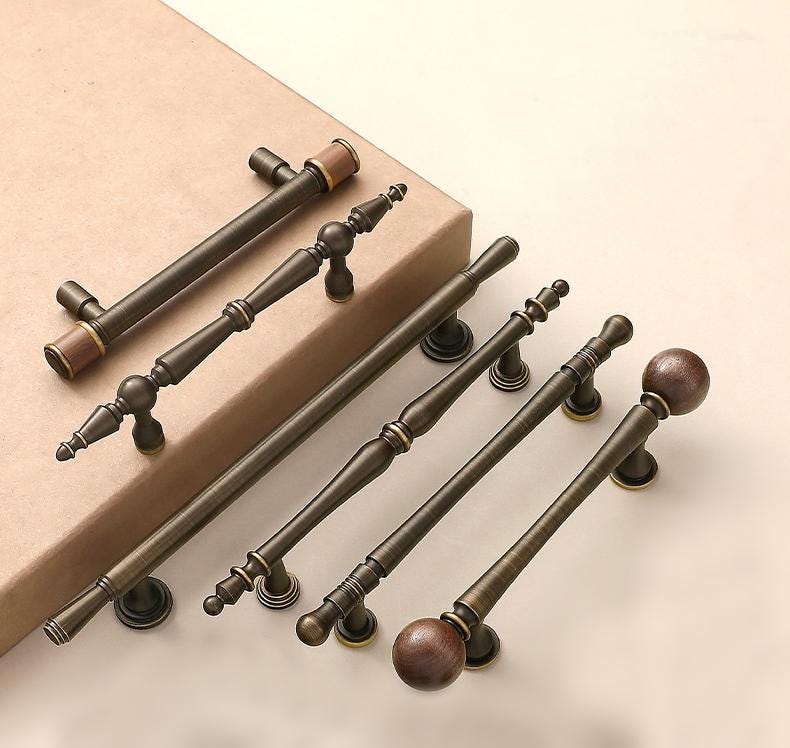Classic Vintage Solid Brass Drawer Pulls Cabinet Handles Wooden Accents Kitchen Wardrobe Furniture English Style Interior Design