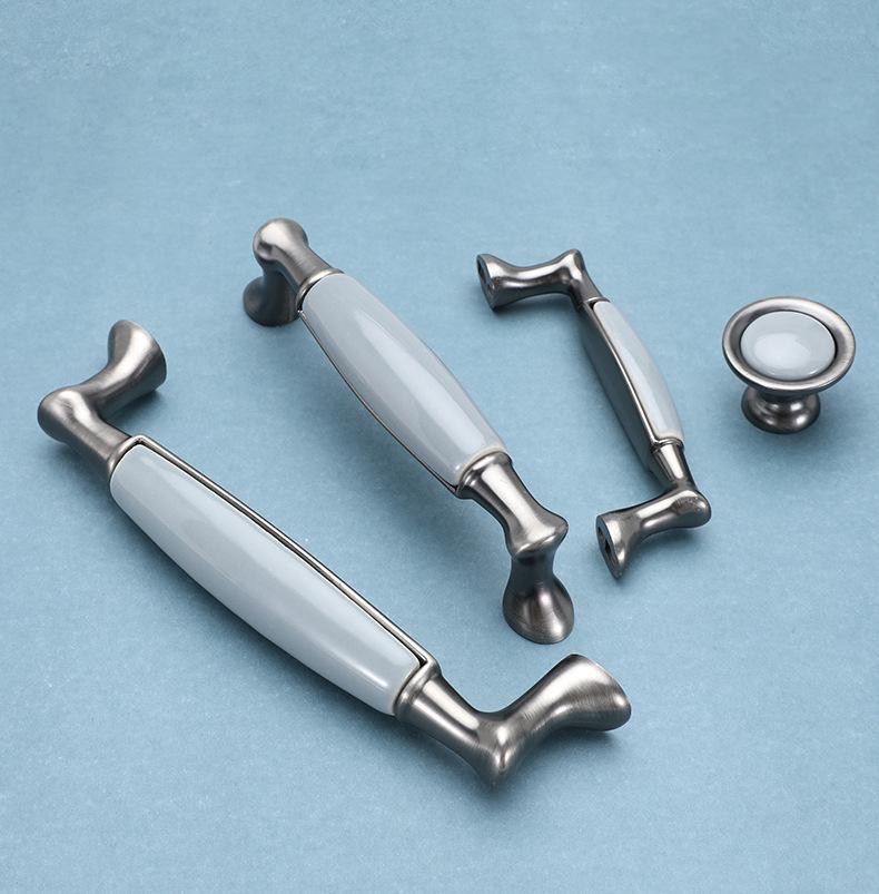 Classic Metal Cabinet Handles Light Blue Ceramic Drawer Pulls Brushed Nickel Base Kitchen Dresser Wardrobe Furniture Vintage European Style